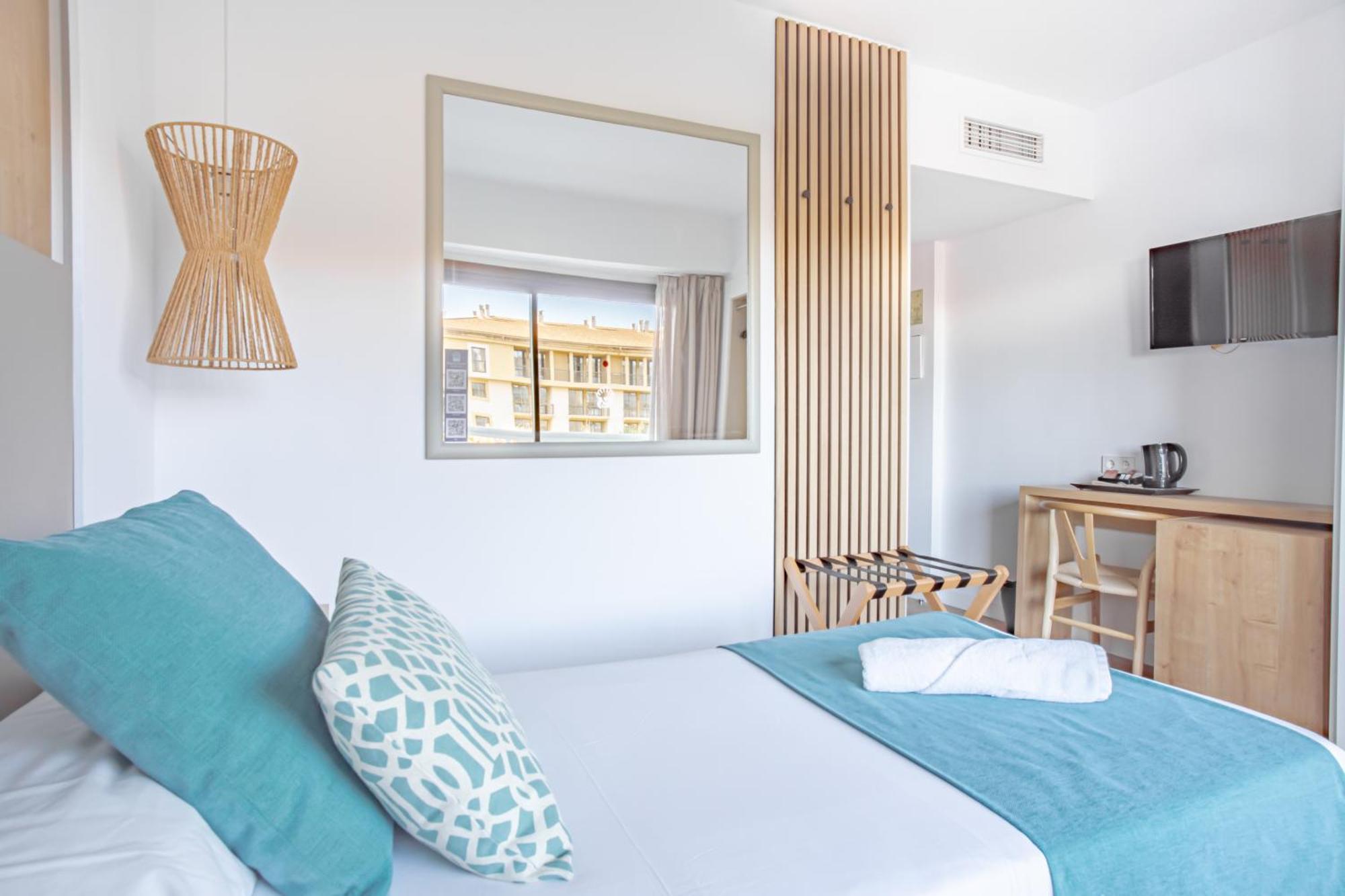 Bahía de Alcudia Hotel & Spa Port de Alcudia  Bagian luar foto